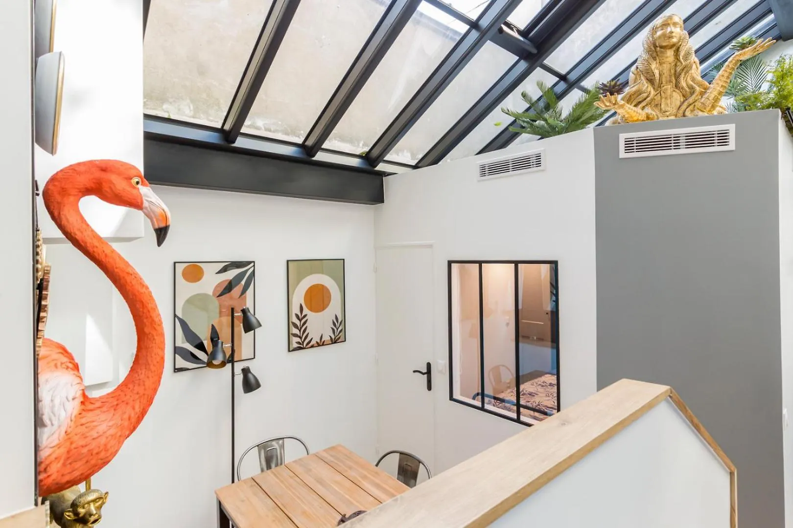 Relais Cocorico Artist Studio Glass Roof With Ac Paris