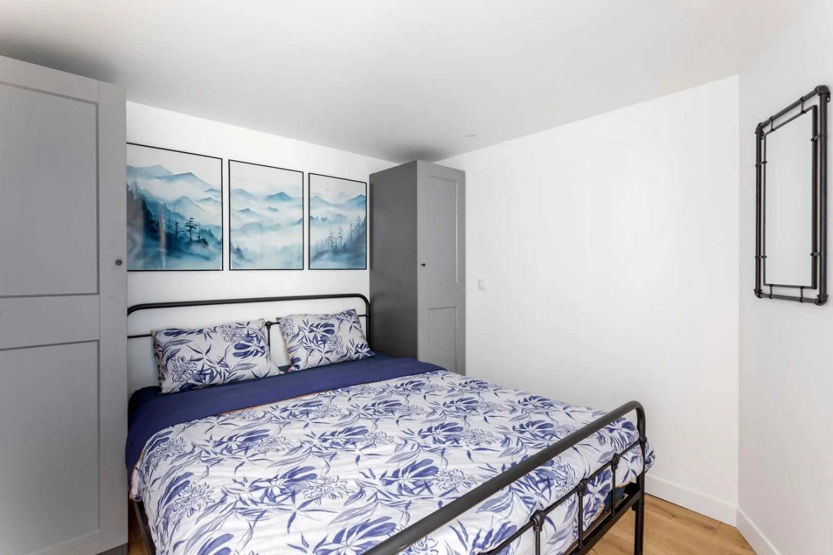 Relais Cocorico Artist Studio Glass Roof With Ac Paris 0*,  France