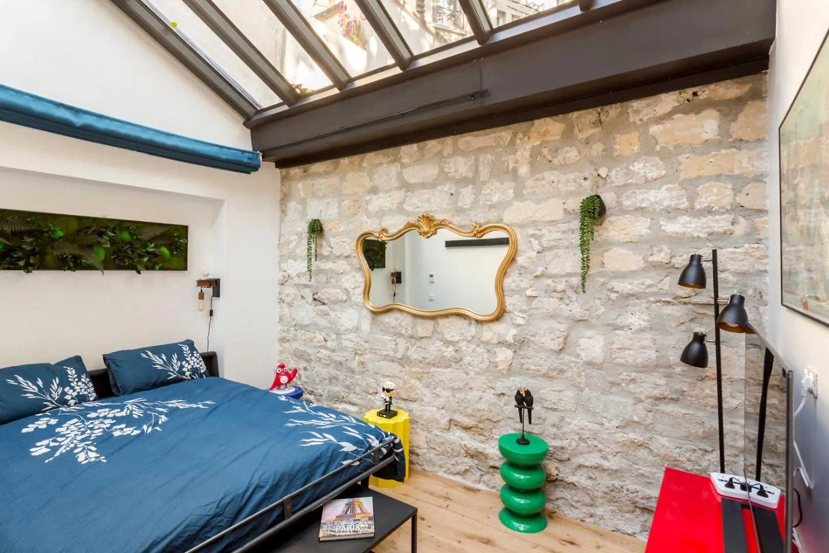 Relais Cocorico Artist Studio Glass Roof With Ac Paris Apartment