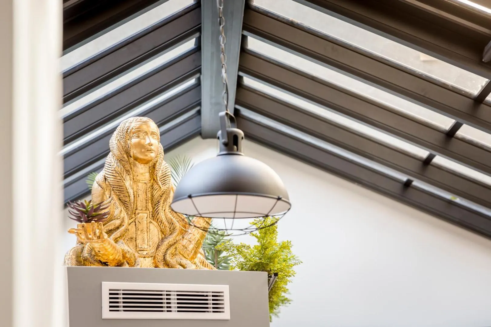 Apartment Relais Cocorico Artist Studio Glass Roof With Ac Paris France